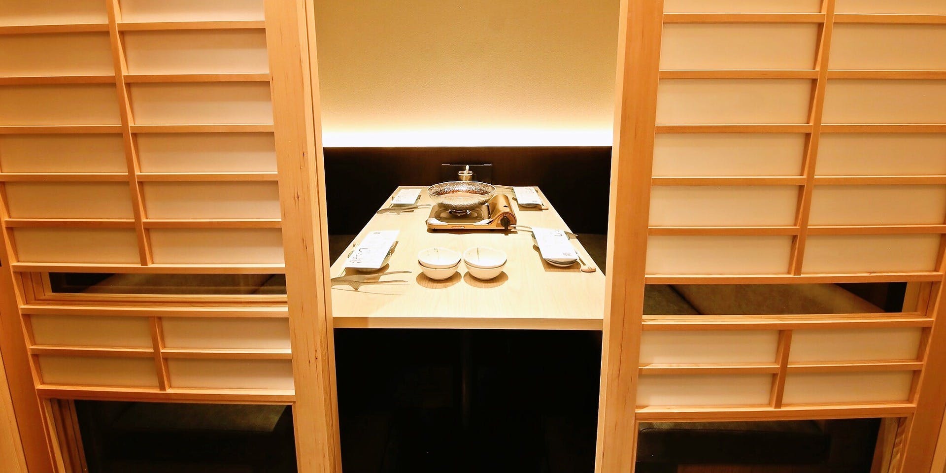 しゃぶ輝なんば店 完全個室 和牛すき焼き・しゃぶしゃぶ専門店 - 画像2