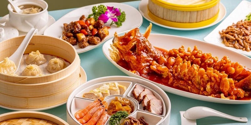 ディナーコース 15,400円【蟹肉入りフカヒレスープ・和牛角ステーキ・伊勢海老・デザートなど全10品】