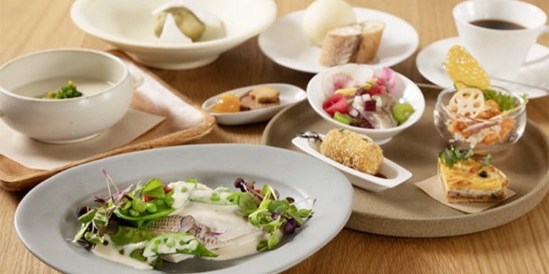 【ランチコースA】前菜盛合わせ、スープ、選べるメイン料理など全5品