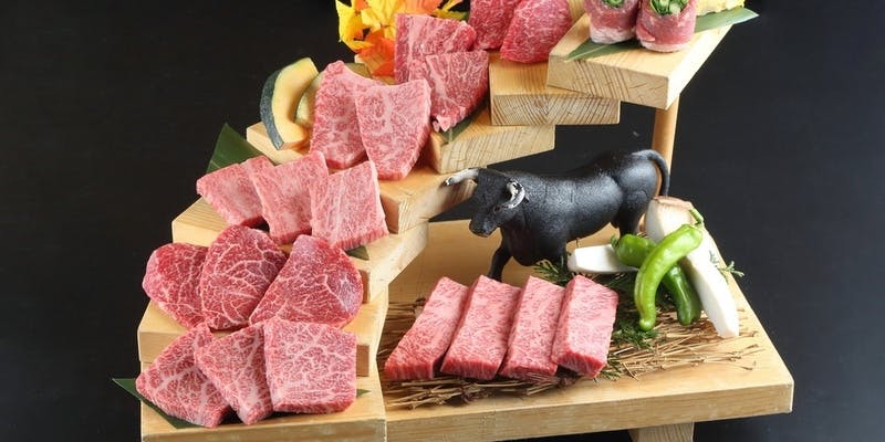【華コース】特撰黒毛和牛を含む80種食べ放題