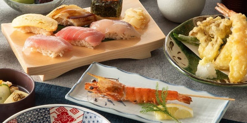 【やまと】特上寿司盛り合わせ・ 真鱈の白子と大海老の天婦羅など（全9皿）＋2時間飲み放題
