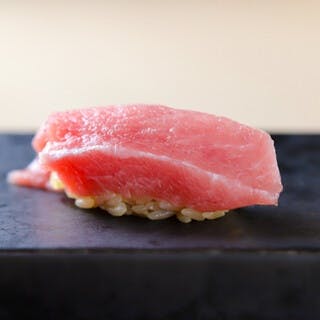 高級鮨に匹敵するおまかせコース