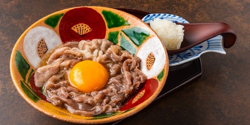 名物黒毛和牛すき焼き付きコース　全10品＋2時間飲み放題付き