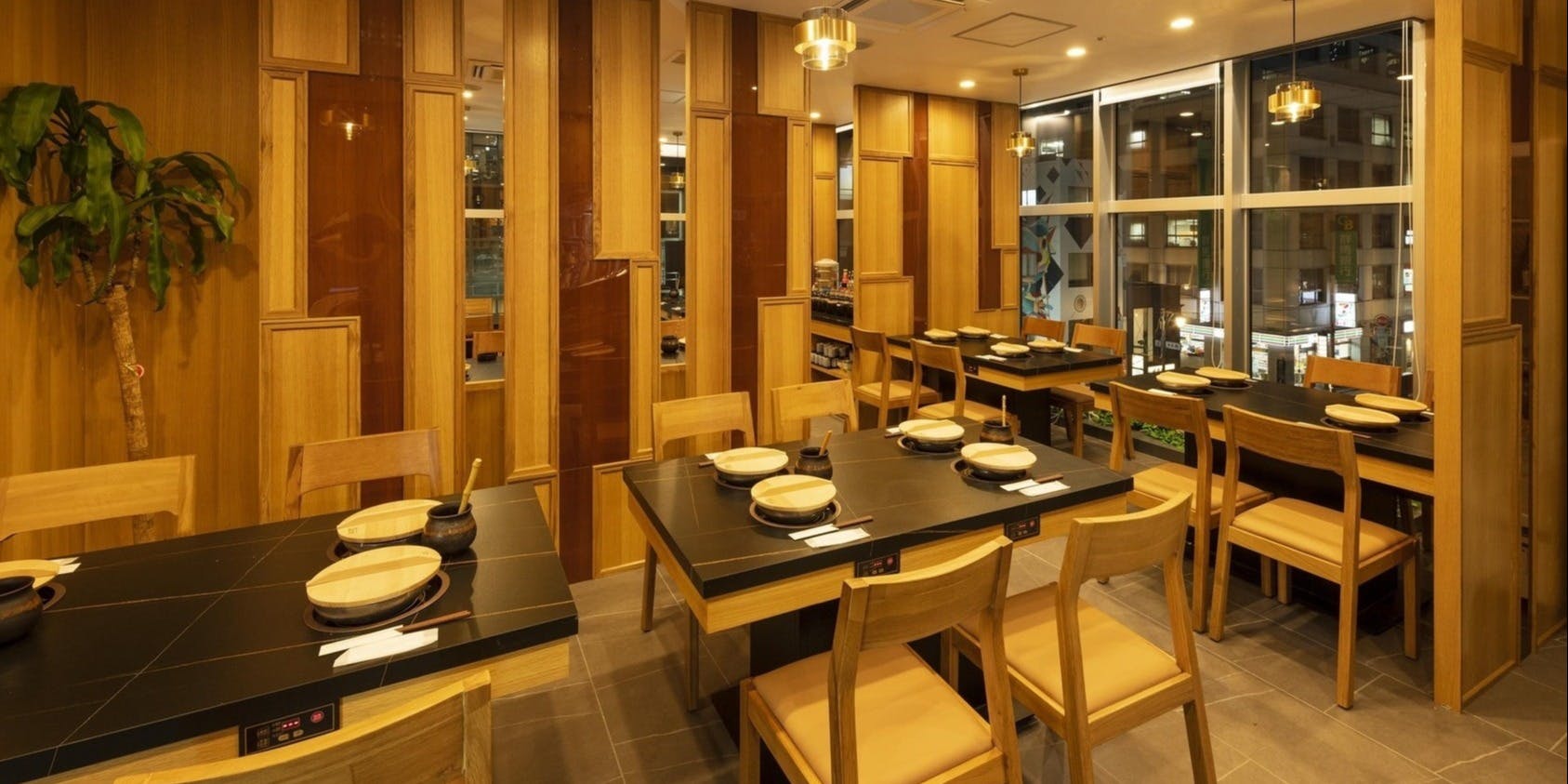 東京料理しゃぶしゃぶ うま粋 八重洲本店 - 画像12