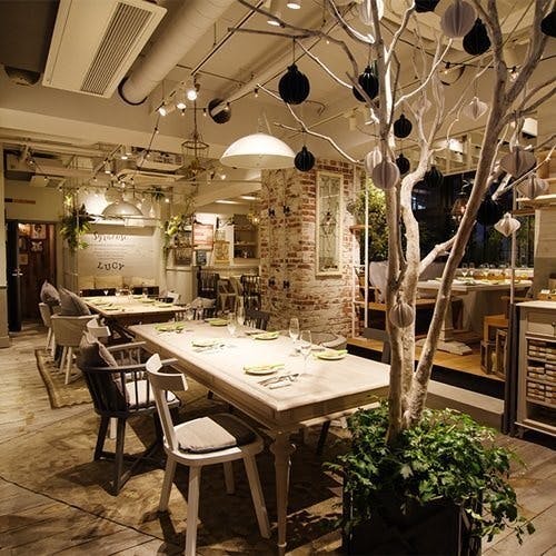 様々なシーンに対応。貸切可能な多目的空間