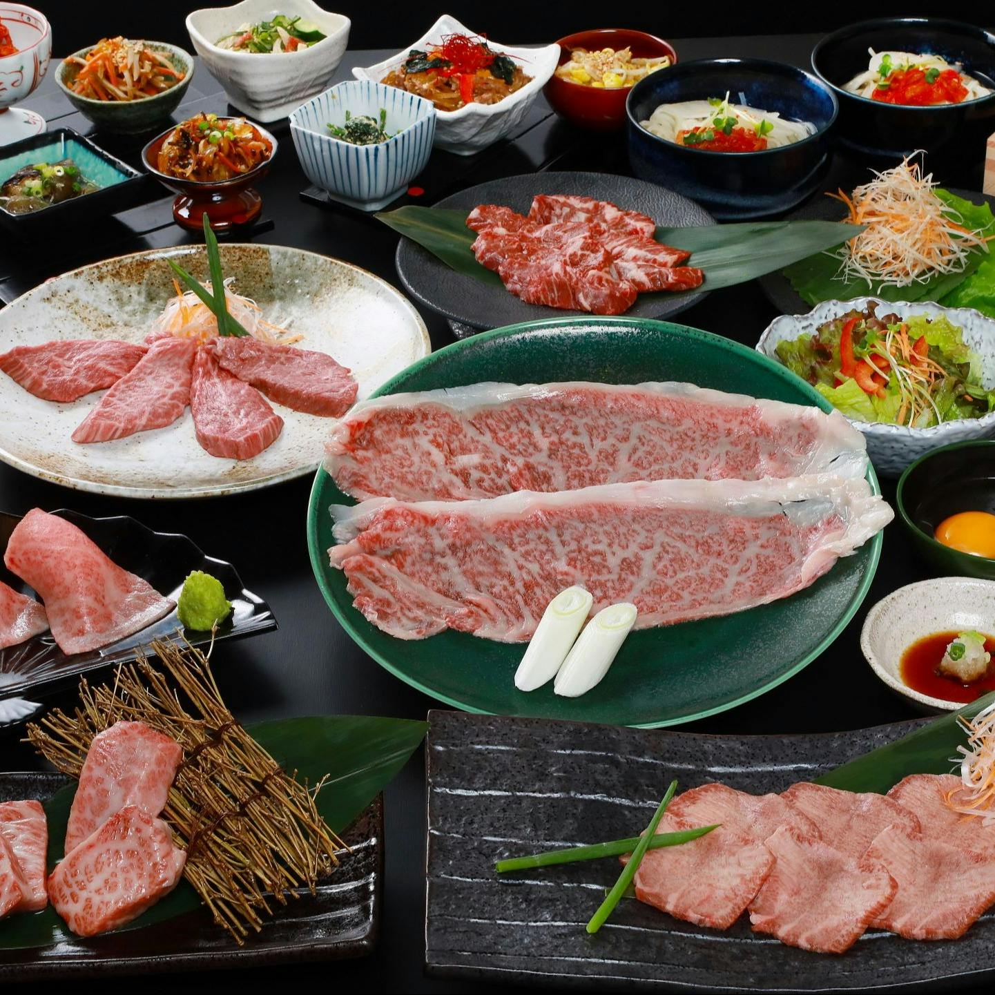 和牛を知り尽くした目利きが厳選。至高の黒毛和牛を織りなす、珠玉のコース料理。