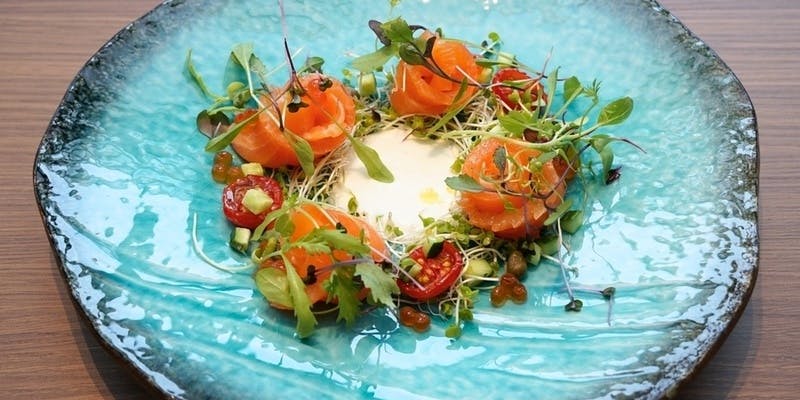 【女子会などのカジュアルな食事会に！Rigel フリーフロー（飲み放題）ディナーコースB】