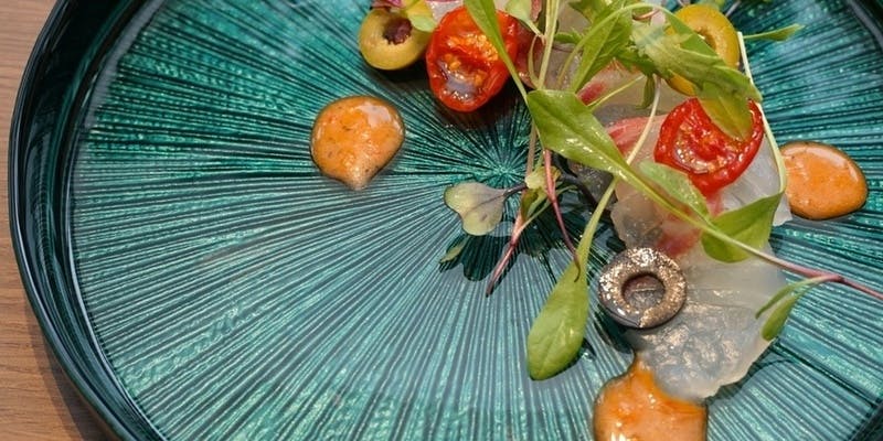 旬の食材を最高の調理法で。「お任せコース」