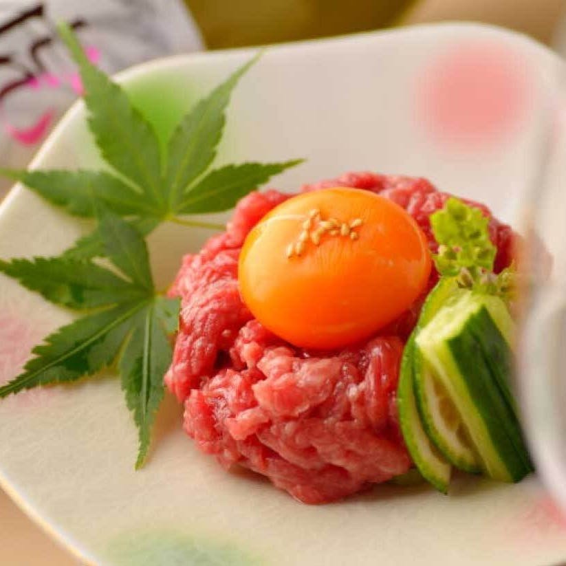 豊富なサイドメニューで多彩な味わいを提供