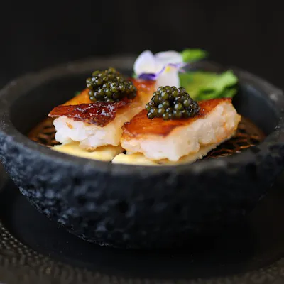 本場と日本の上質食材が織りなす、贅の極み