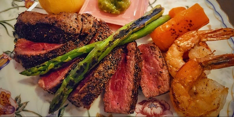 【プレミアム石垣牛コース】～A5ランクのなかでも最高品質の沖縄県産ブランド牛～ オリオンビール付 全8品