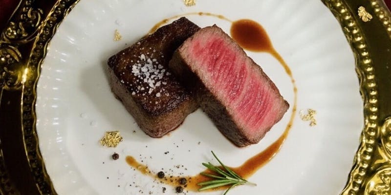 【認定神戸牛サーロインステーキコース】～世界に誇る三大和牛を公式認定店で～オリオンビール付 全8品