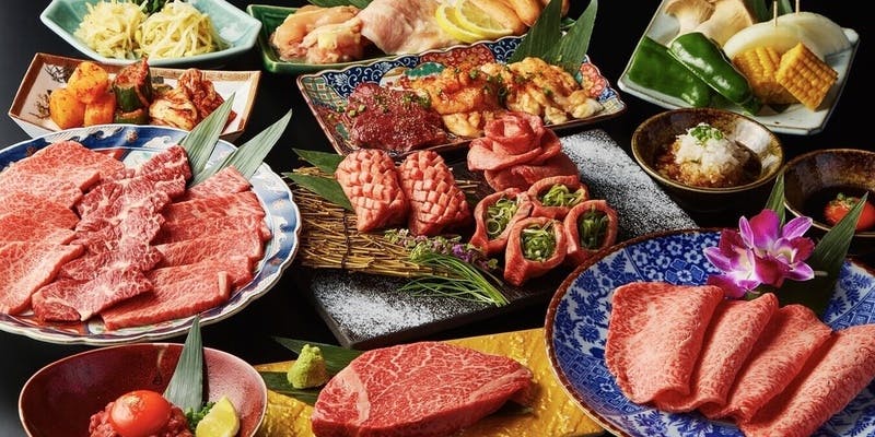 【極コース】特選カルビ・ロース・ハラミにデザートが付いた全14品会席