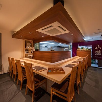 落ち着いた店内で特別なひとときを