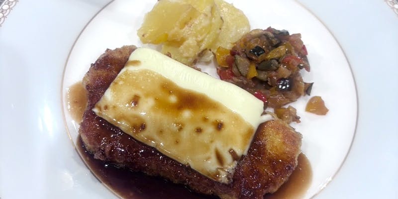 ディナーB7皿コース/前菜2皿、魚・肉のWメイン。締めのパスタにデザートドリンク付＋乾杯酒付