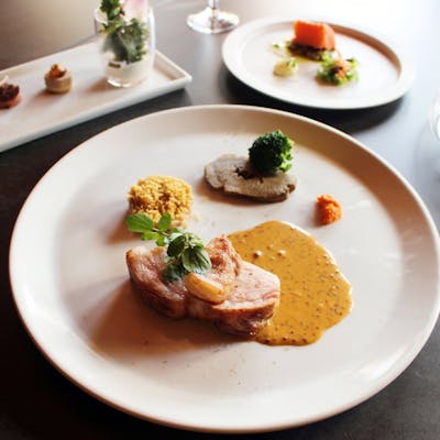 四季折々の食材を活かしたフレンチ