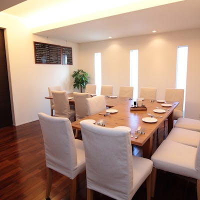 ワインと語らう、至福のビストロ時間