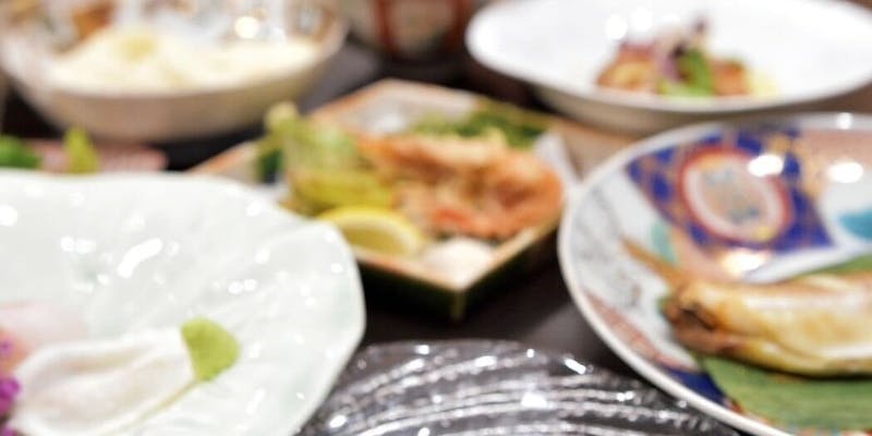ご飯とデザートまでのコース9品