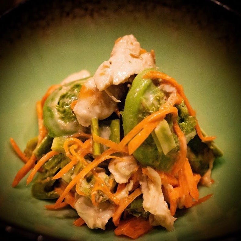 観光や出張にも便利。秋田駅近くで郷土料理を味わう