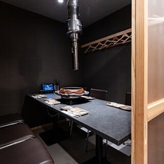 完全個室・テーブル席・カウンター席をご用意