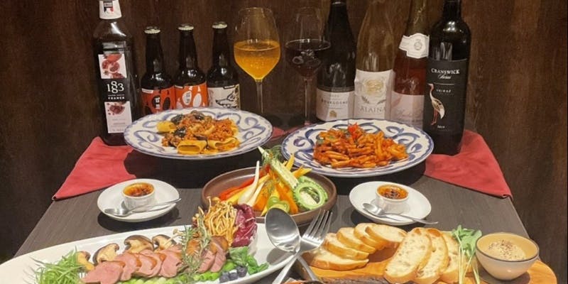 【忘年会プラン】野鳥満喫コース（ワイン100分飲み放題＋選べるクラフトビール1本）