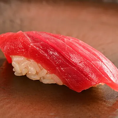 新鮮な握りと季節の天ぷらを堪能