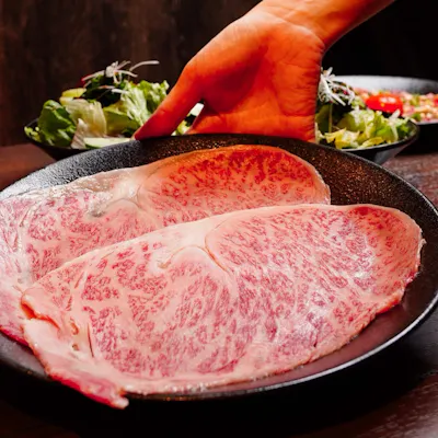 絶対名物!幸せのサーロイン