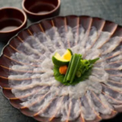 贅沢な大皿てっさ