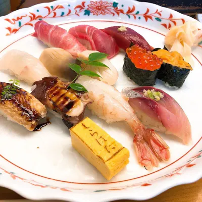 三陸の恵みを握りで届ける鮮味