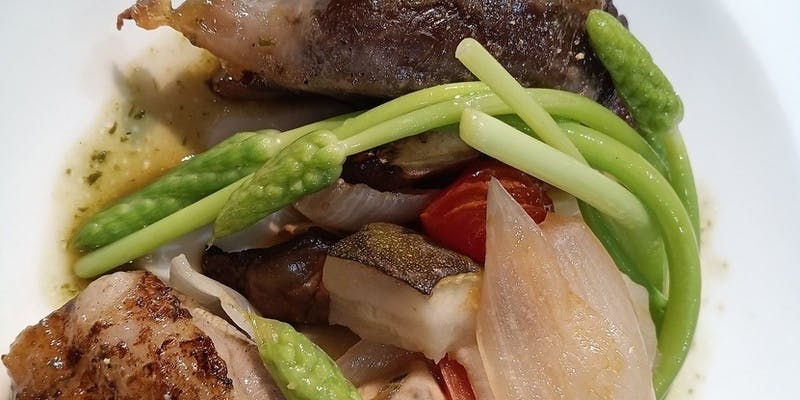 【お昼のコース】アミューズから前菜、主菜、デザート・食後の飲み物までコース料理を手軽に楽しむ＋4品