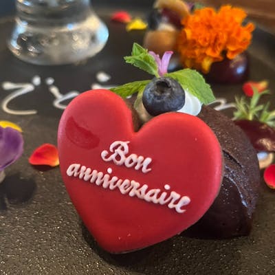 記念日対応の特別なお祝いプレートをご用意