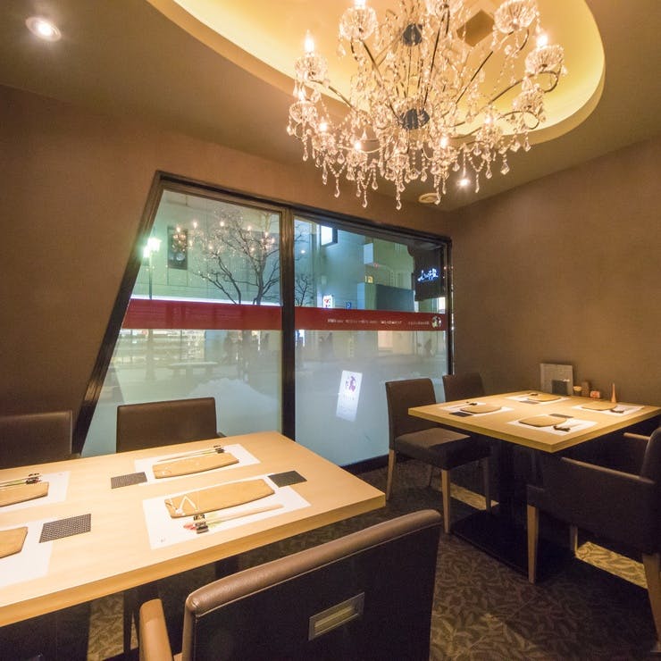 落ち着いた雰囲気の個室で特別な時間を