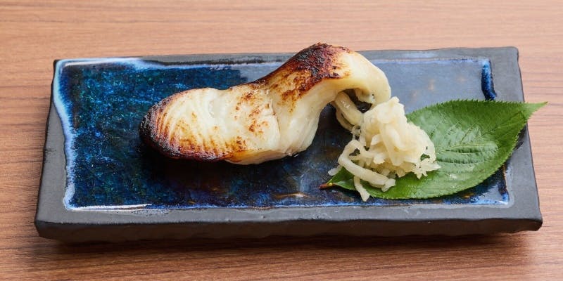 【おまかせコース】前菜、造り、炭焼、揚物、土鍋ご飯、フルーツなど全6品