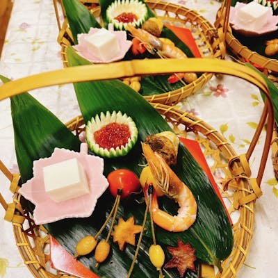 季節の食材を活かした会席料理