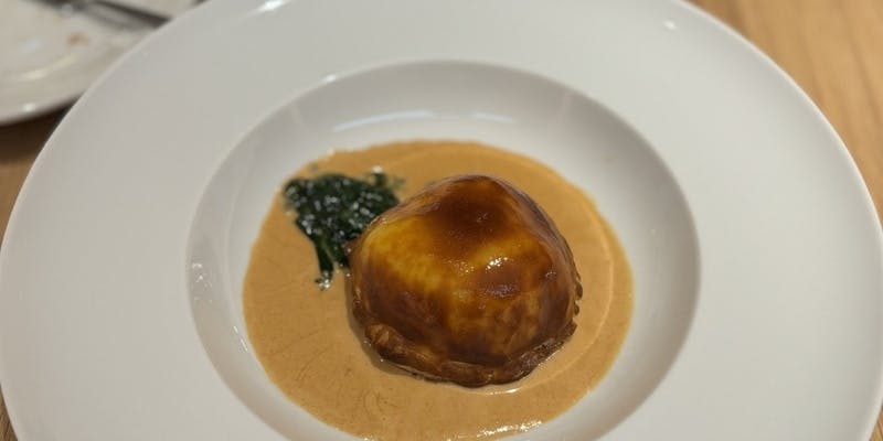 【ランチフルコース】奈良県産「大和牛」イチボのステーキや鮮魚のパイ包み焼きなど（土日限定）