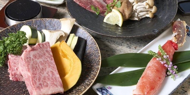 【神戸牛とタラバガニのコース】タラバガニ鉄板焼き、神戸牛100gなど全9品＋2H飲み放題