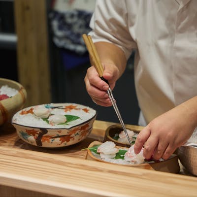 板前夫婦で営む懐石料理店