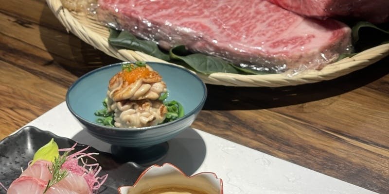 シーフードと黒毛和牛ステーキコース。厳選牛に加えて、季節野菜や魚介類まで愉しむ贅沢プラン
