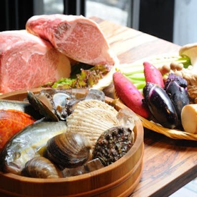 厳選食材が織りなす珠玉の鉄板焼き