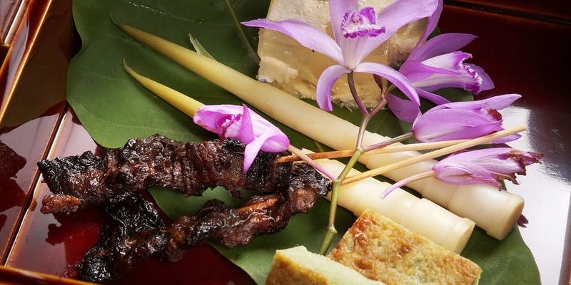 月コース※お会計時の10％サービス料頂戴いたします。