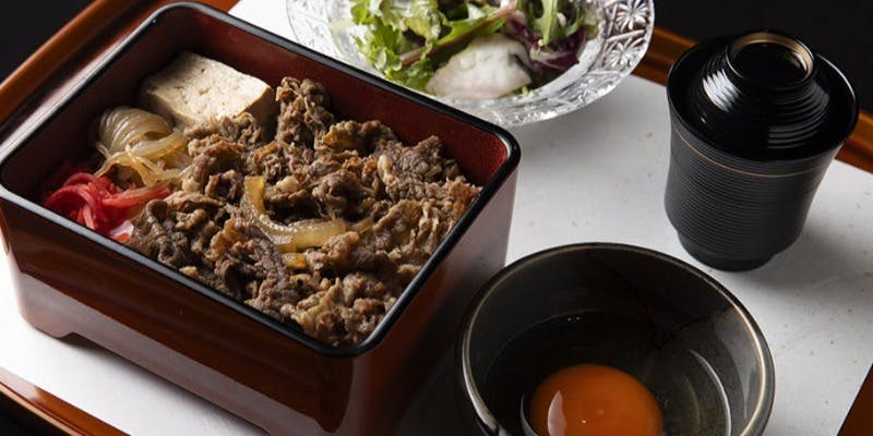 【お昼の御膳】特選すき焼き重