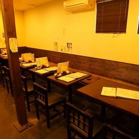 落ち着いた雰囲気の店内でゆったりと食事