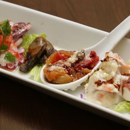 前菜の盛り合わせ