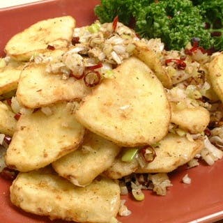 多彩な刀削麺と本格中華料理を堪能