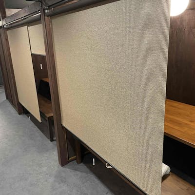 落ち着いた和風の個室空間