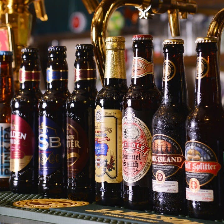 世界各国の多彩なビールを提供