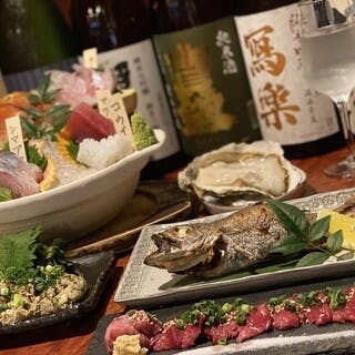 新鮮な海鮮と創作料理の数々