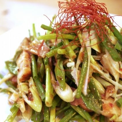 福岡直送の新鮮野菜を使用した多彩な料 理