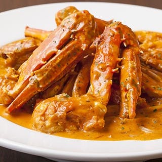 自家製パスタと多彩なアラカルトメニュー