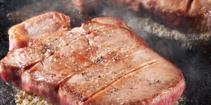 全席個室居酒屋 肉寿司食べ放題 肉ヤロー 新宿本店 - 画像2